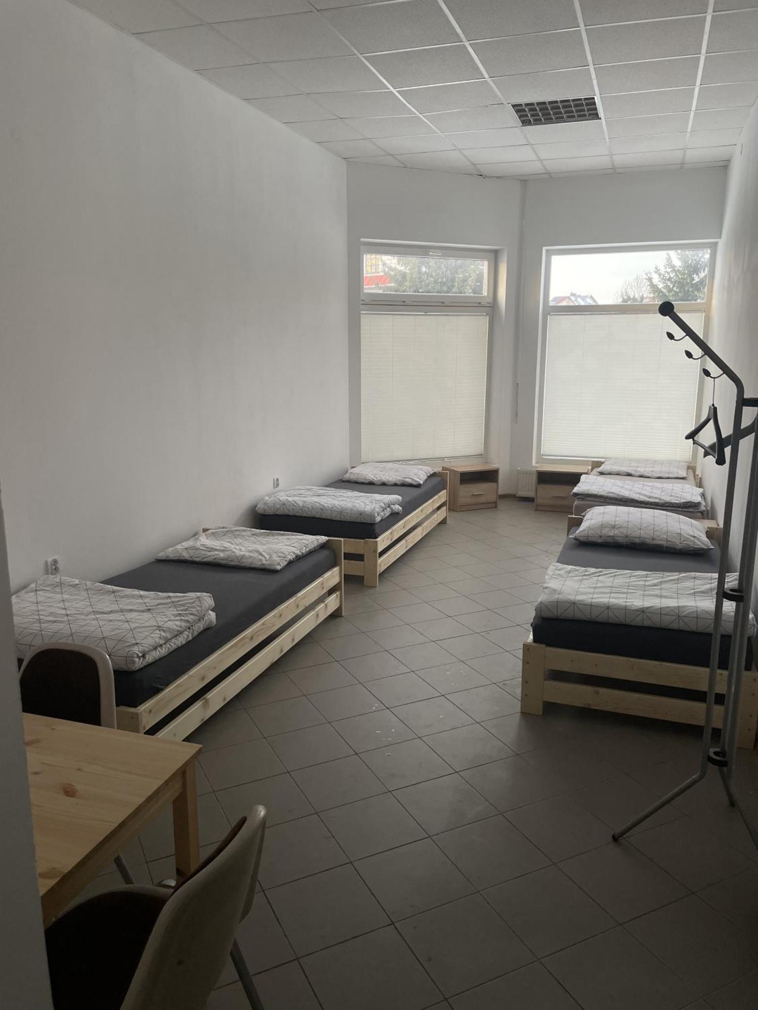 Noclegi Pracownicze Lazur Ciechanów Εξωτερικό φωτογραφία
